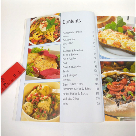 The Complete Cookbook: Vegetarian: Tasty Recipes for Every Day by Helen Aitken - Picture 8 of 11